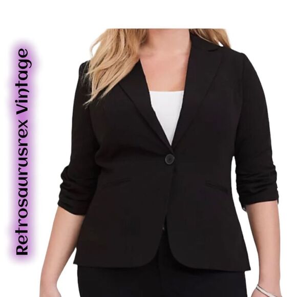 𝅺torrid Studio Black 3/4 Length Sleeve Stretch Blazer, Size 0 - Picture 5 of 7
